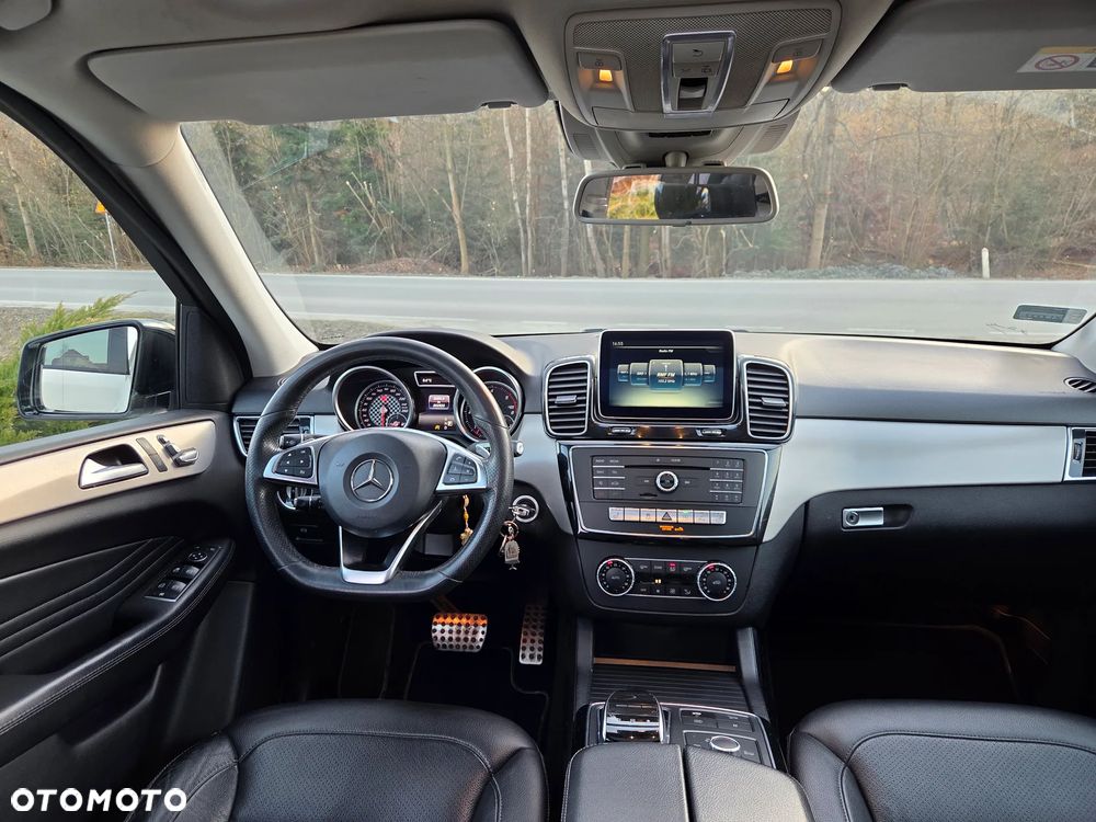 Mercedes-Benz GLE - 8