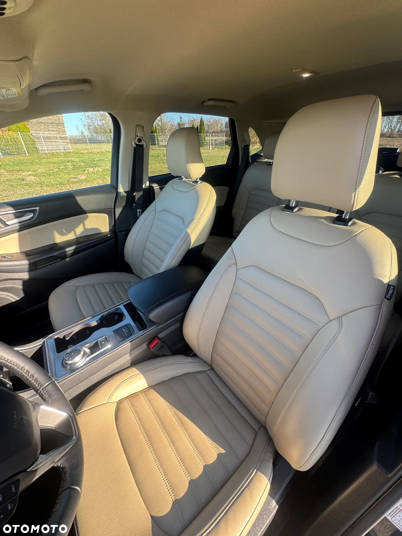 Ford Edge - 24