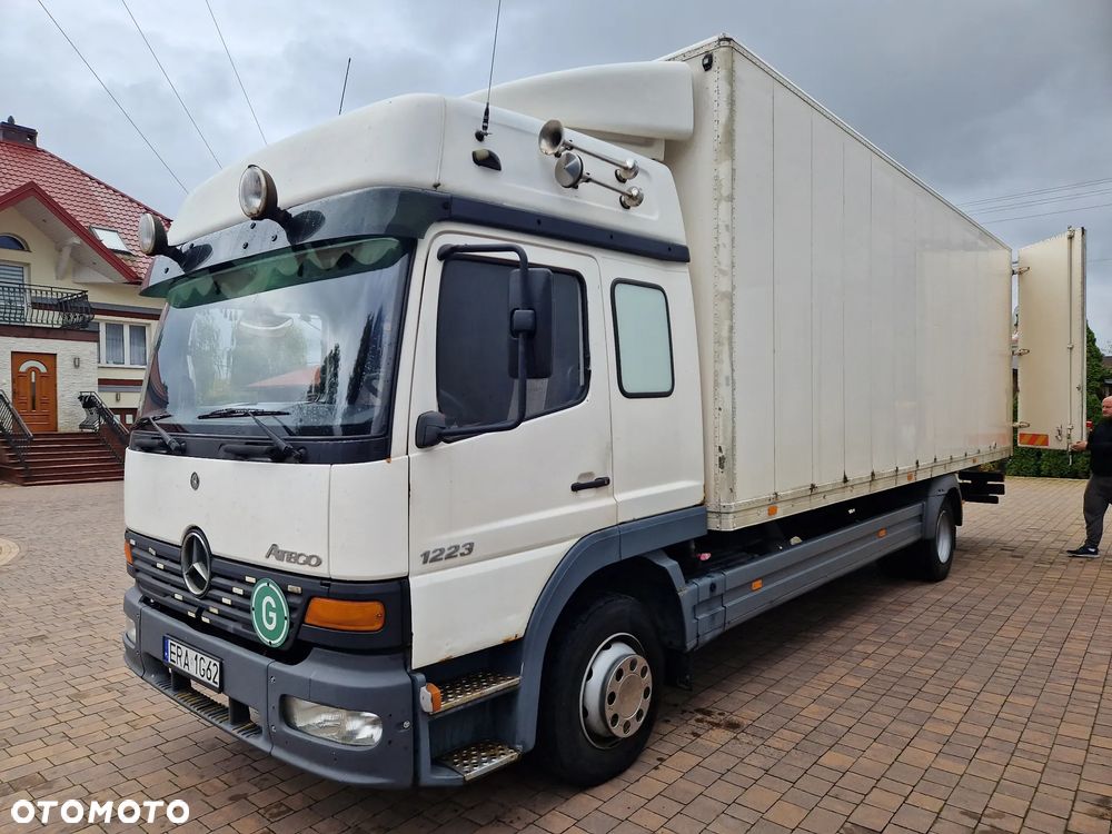 Mercedes-Benz Atego 1223 Kontener meblowy Sypialka Webasto - 3