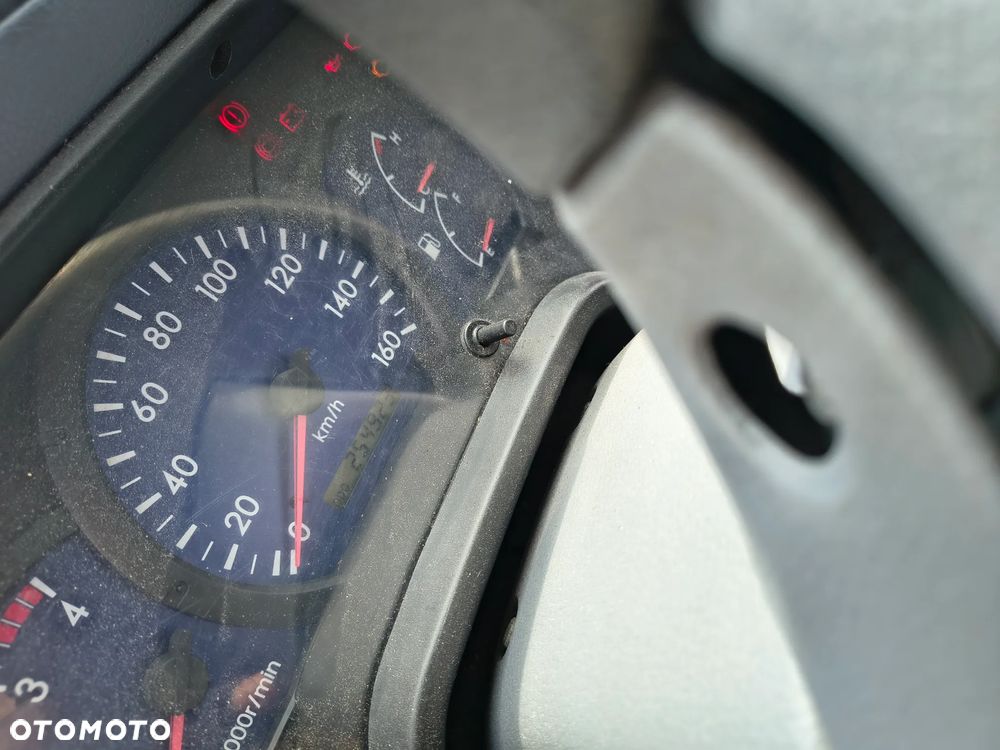 Mitsubishi Canter - 9