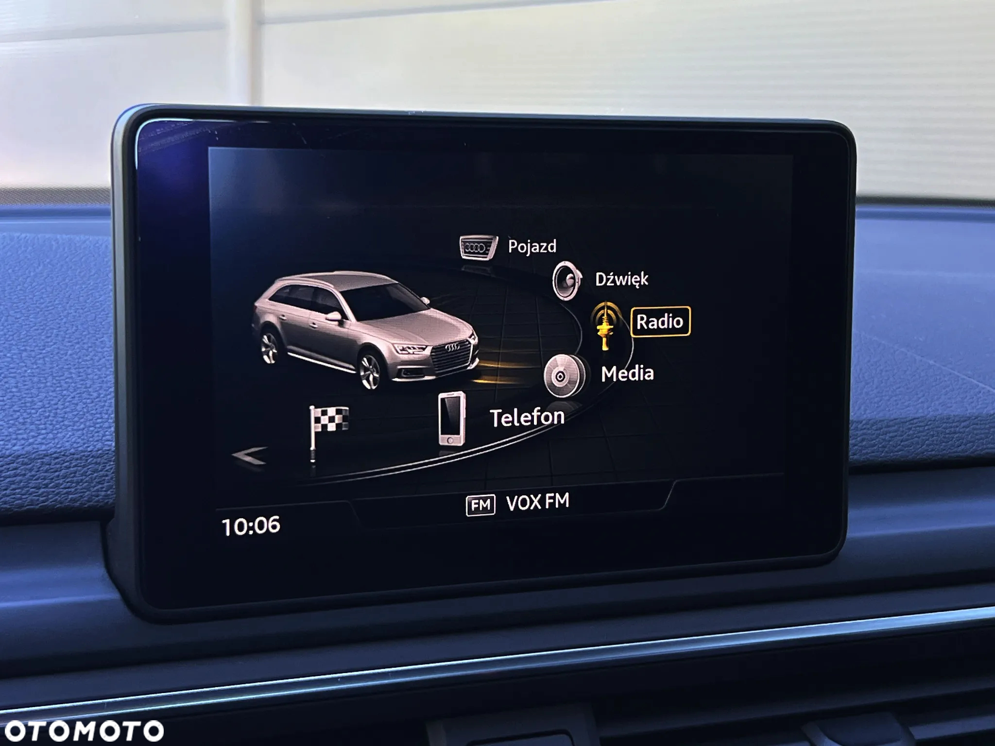Audi A4 2.0 TDI S tronic - 32