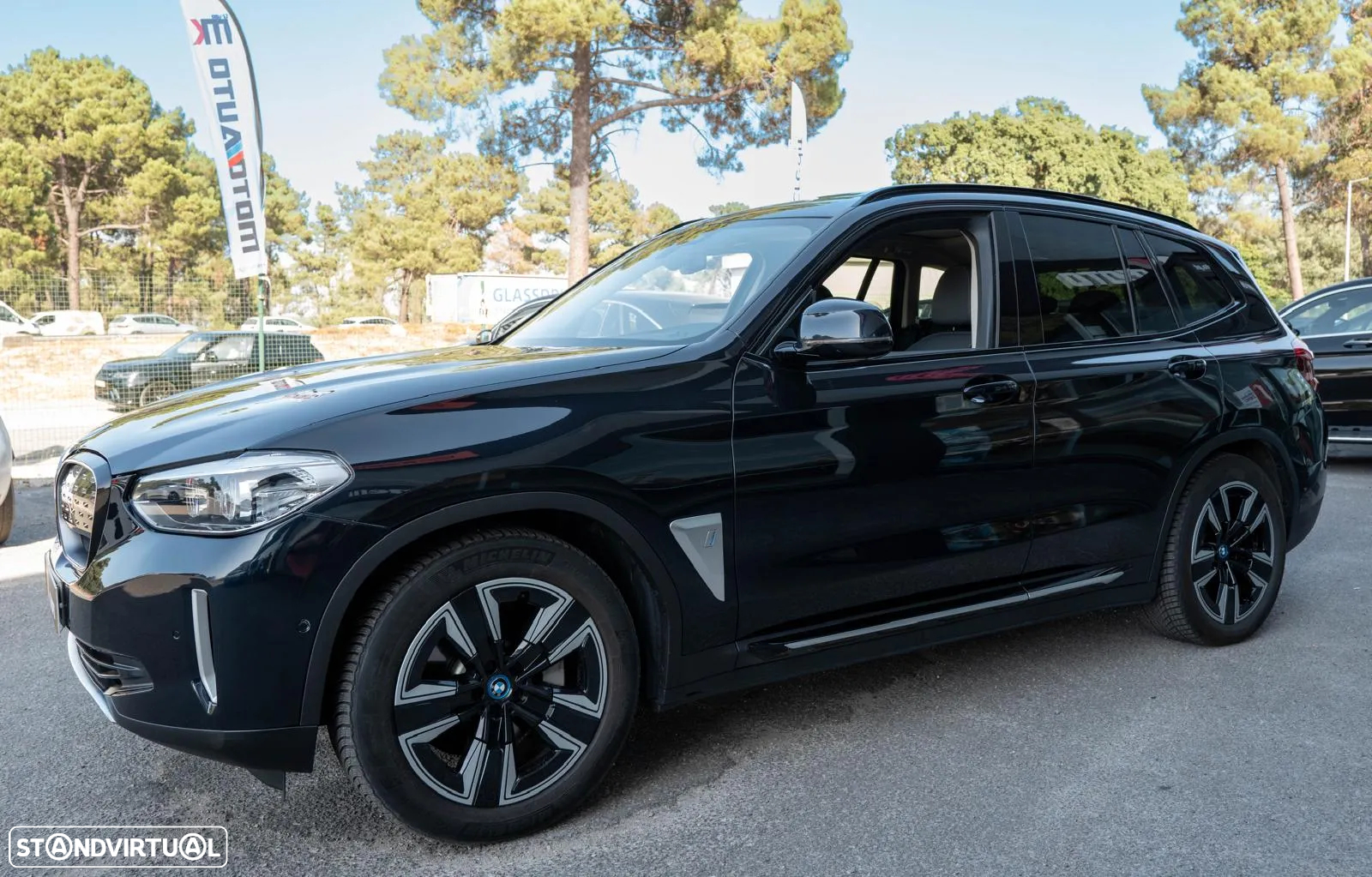 BMW iX3 Inspiring - 12