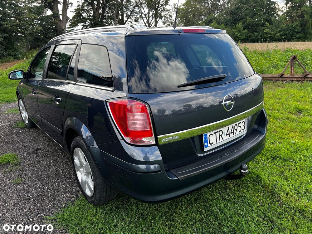 Opel Astra 1.8 Innovation - 4