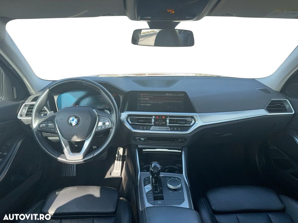 BMW Seria 3 320d Aut. Luxury Line - 11