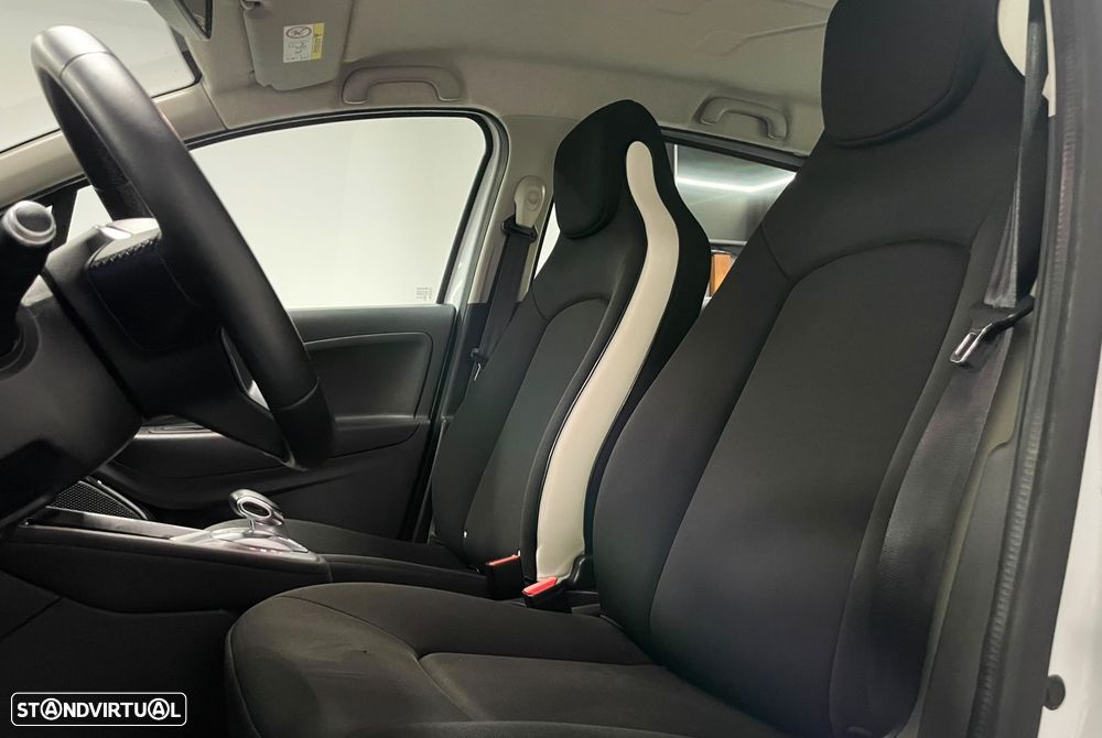 Renault Zoe (c/ Bateria) E-Tech EV50 Equilibre - 31