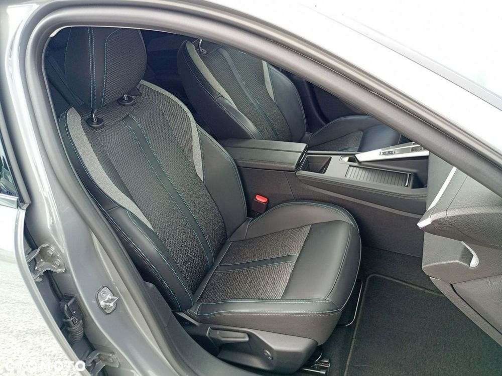 Peugeot 308 1.5 BlueHDi Allure Pack S&S EAT8 - 28