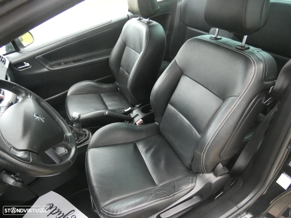 Peugeot 207 CC 1.6 HDi FAP Sport - 13