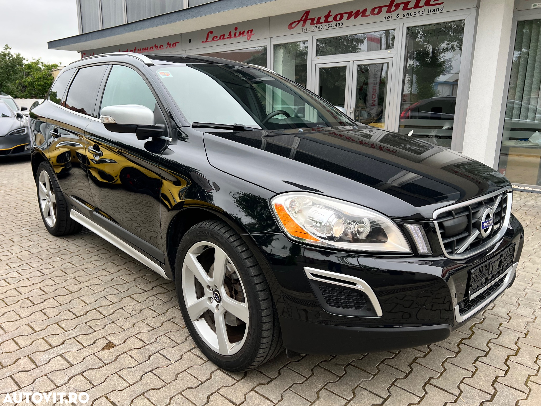Volvo XC 60 D5 AWD Aut. RDesign - 9