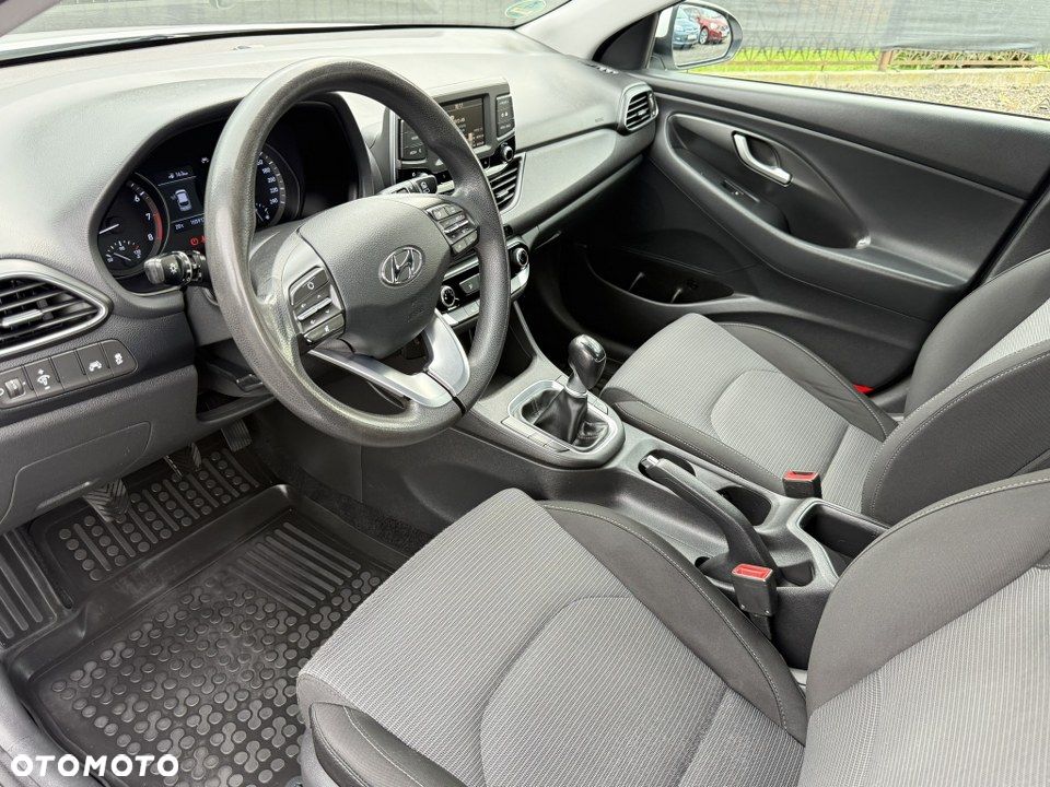 Hyundai i30 1.4 Passion Plus - 17