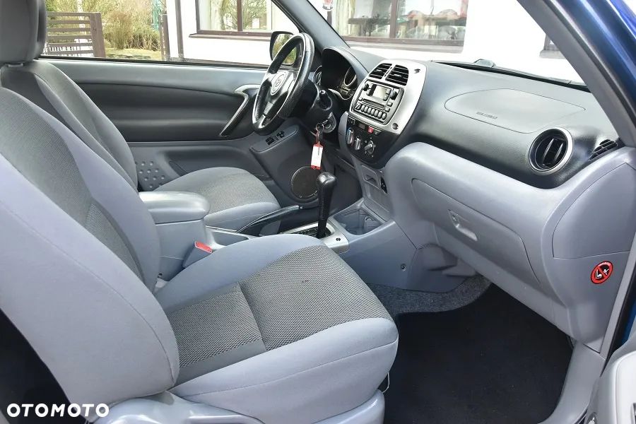 Toyota RAV4 2.0 VVT-i Sol - 21