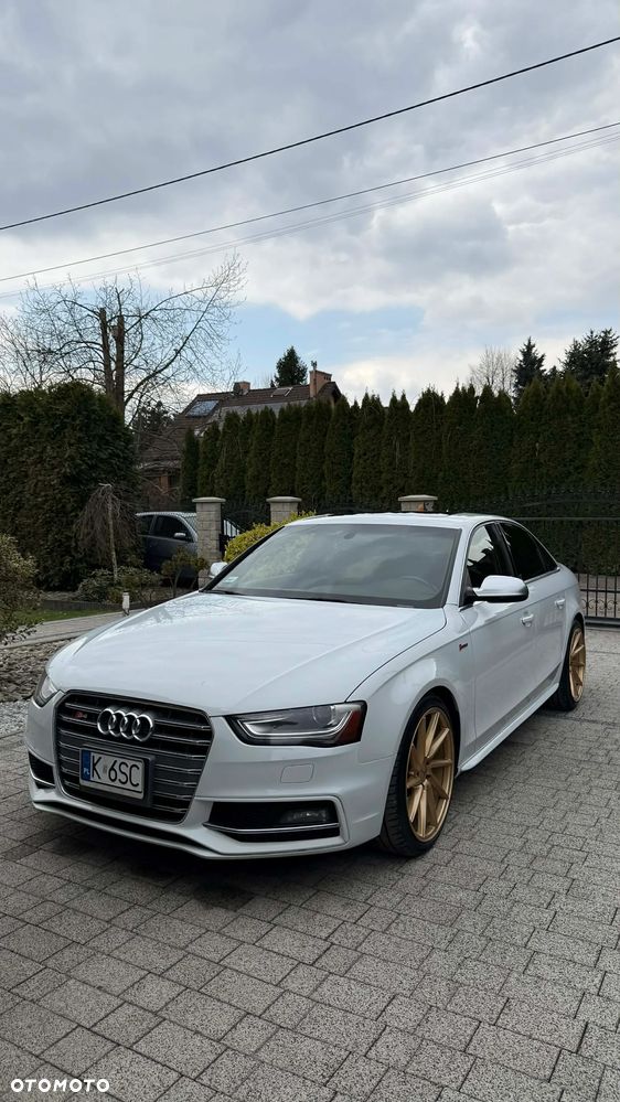 Audi S4 Limousine - 1
