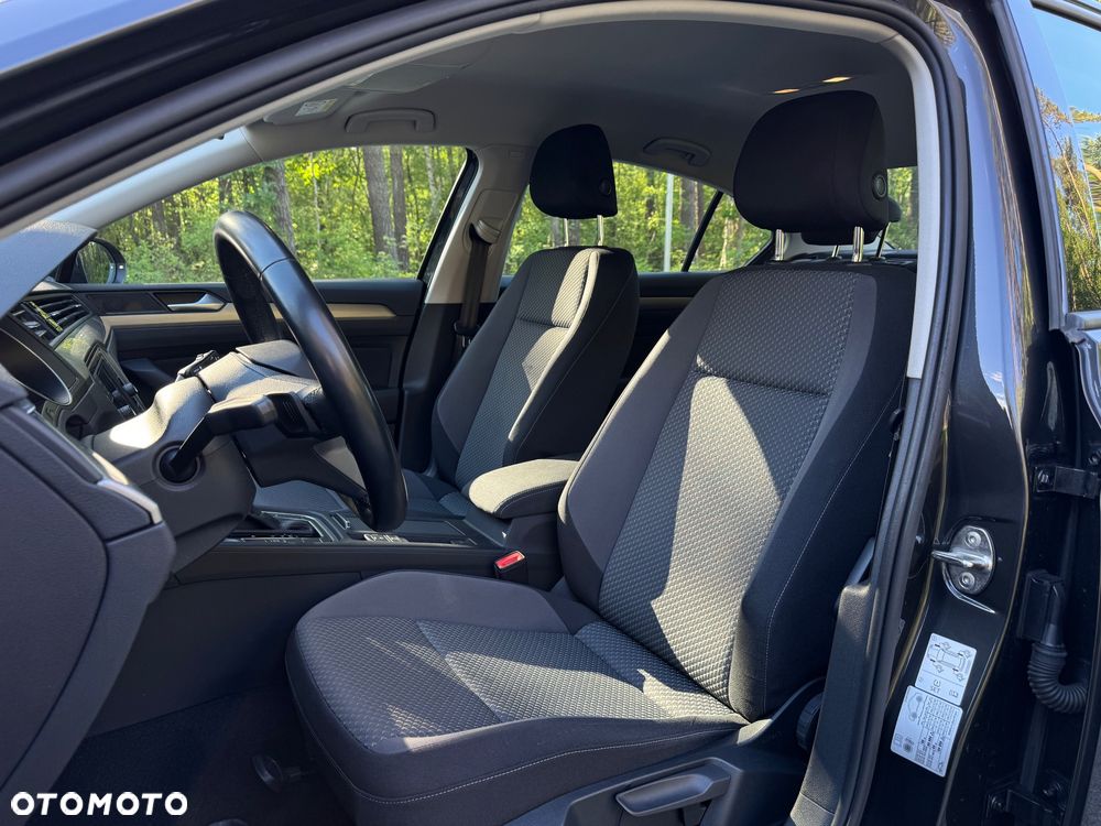 Volkswagen Passat 1.5 TSI EVO Essence DSG - 22