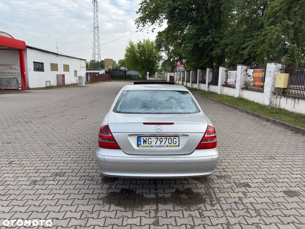 Mercedes-Benz Klasa E - 6