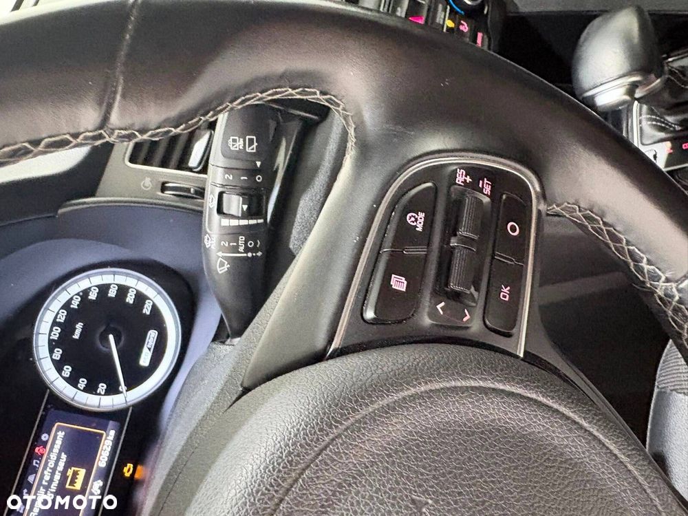 Kia Niro - 25