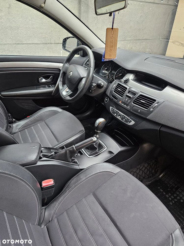 Renault Laguna - 10