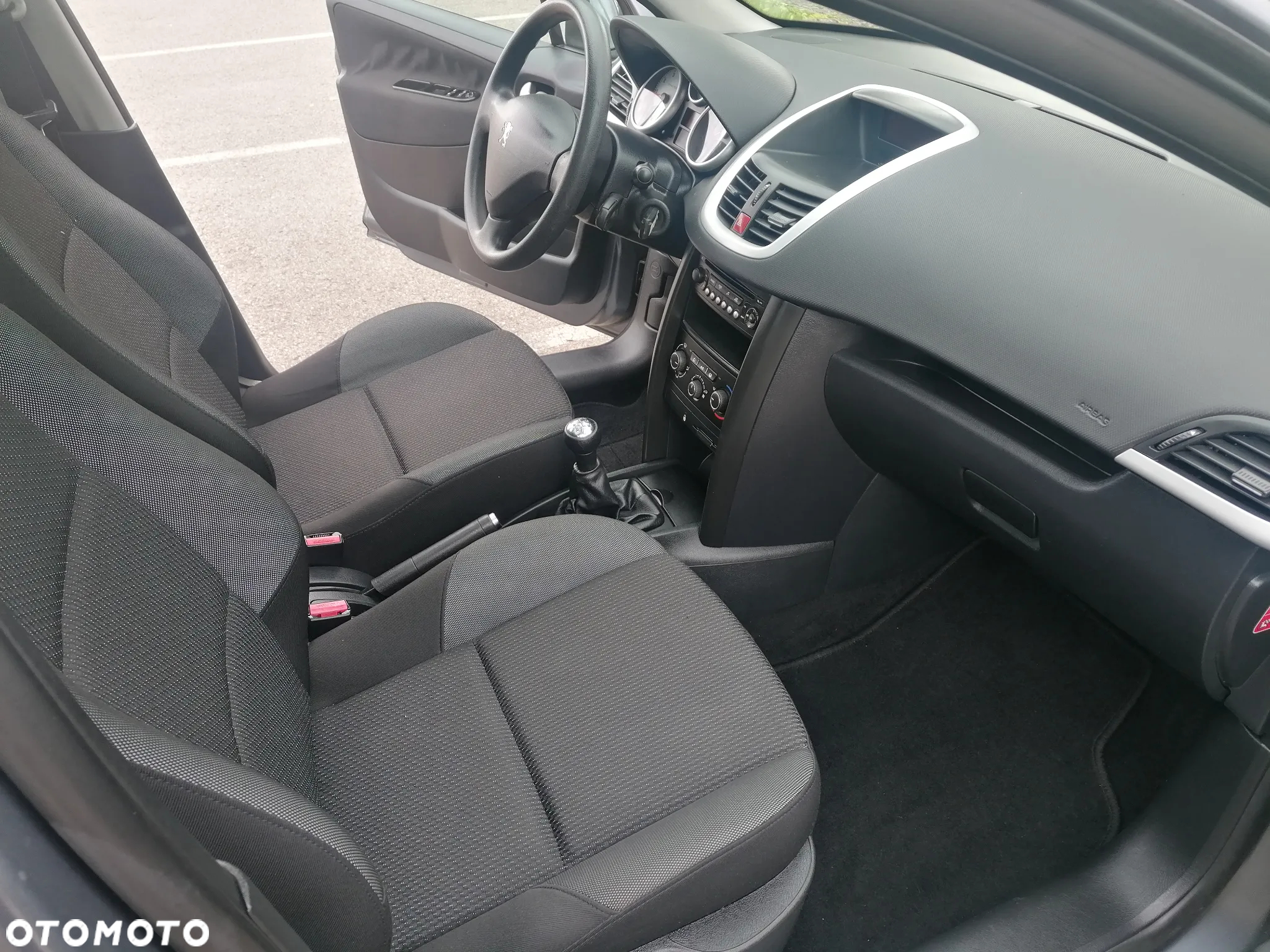 Peugeot 207 1.4 U Move - 9