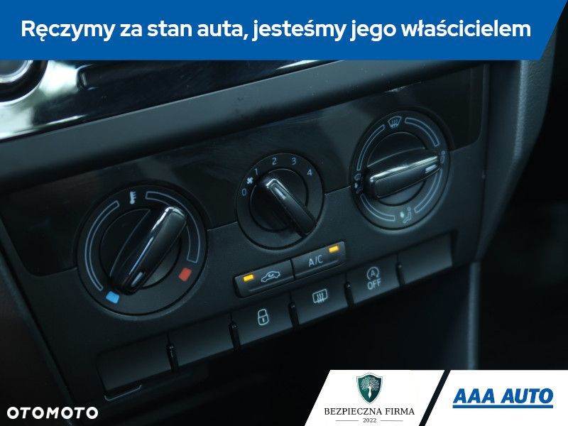 Skoda RAPID - 16