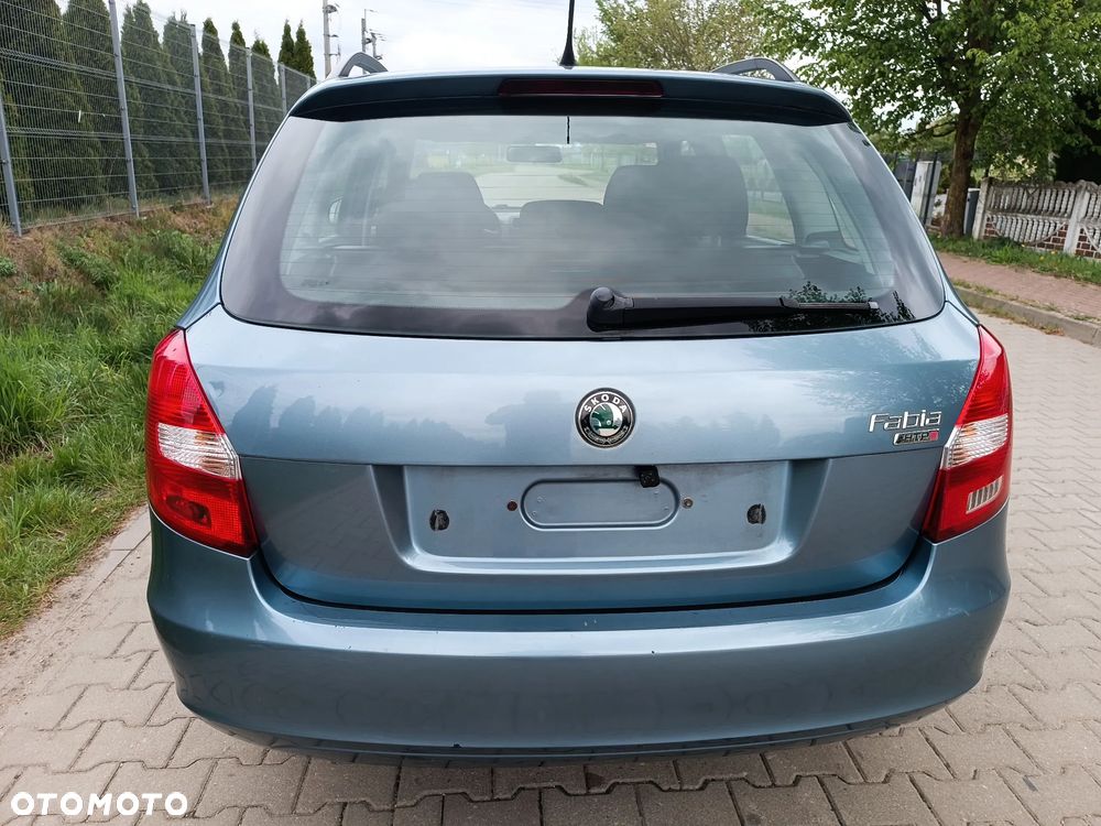 Skoda Fabia 1.2 HTP Classic - 10