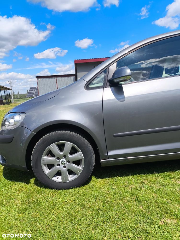 Volkswagen Golf - 8