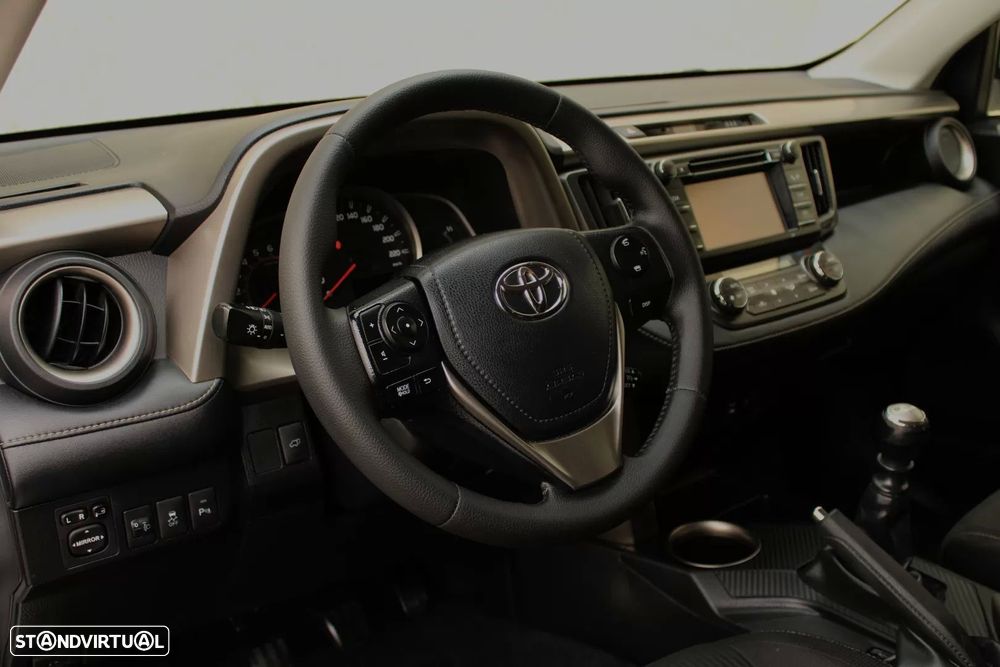 Toyota RAV4 2.0 D-4D Comfort+GPS - 5