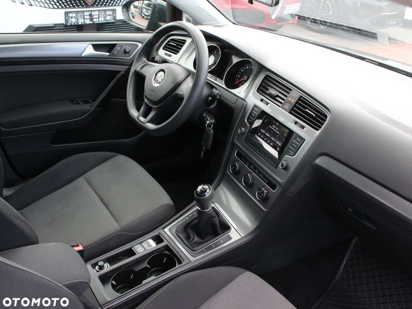 Volkswagen Golf - 15