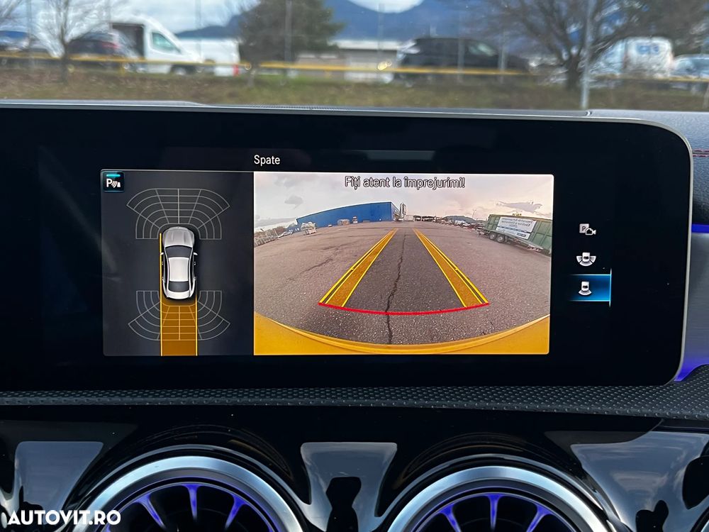 Mercedes-Benz CLA - 24