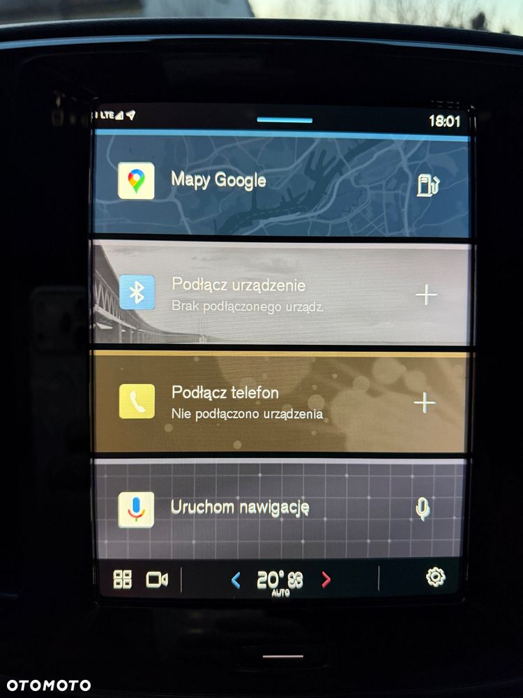 Volvo XC 40 B3 Plus Bright - 34