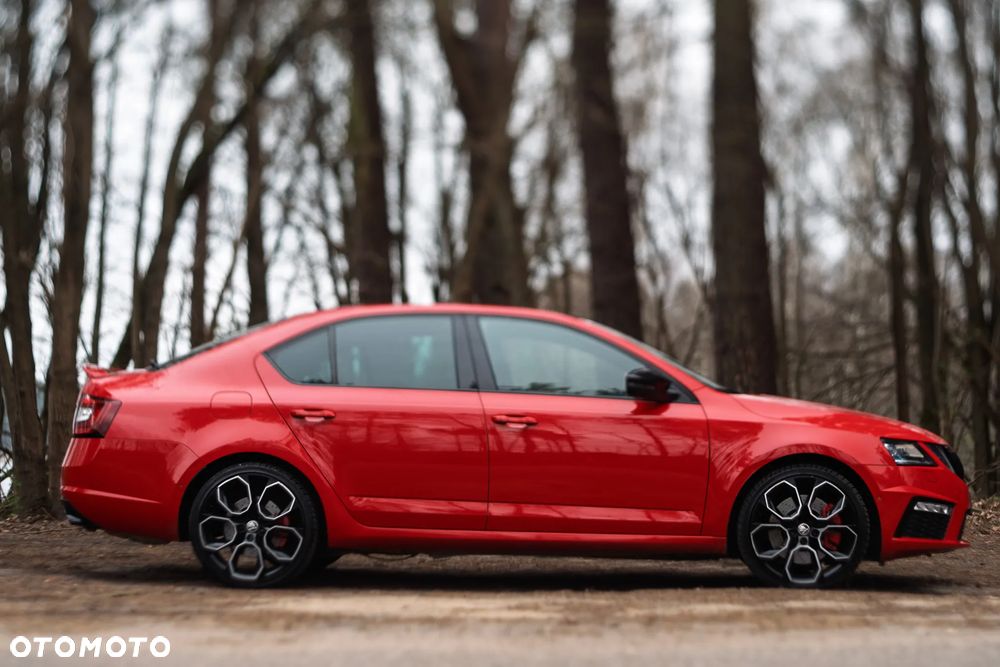 Skoda Octavia 2.0 TSI RS Challenge 245 DSG - 35