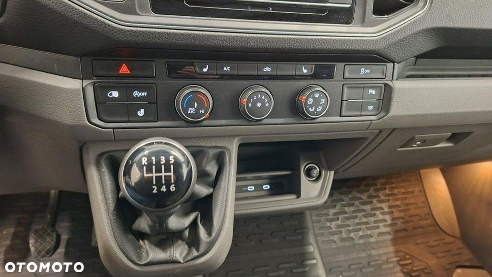 Volkswagen Crafter - 14