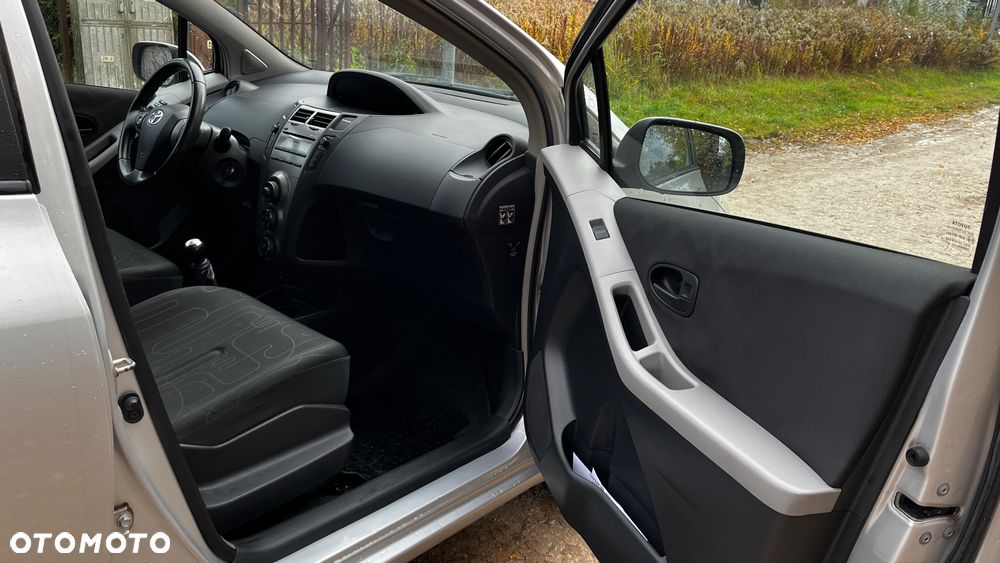 Toyota Yaris 1.0 Terra A/C - 14