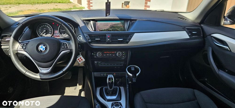 BMW X1 sDrive18d Sport Line - 7
