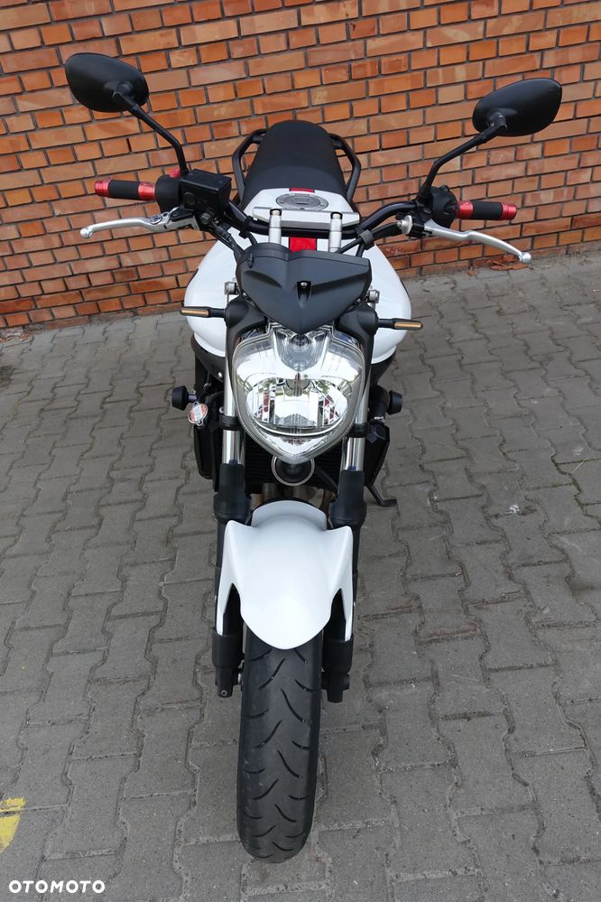 Yamaha FZ6 - 11