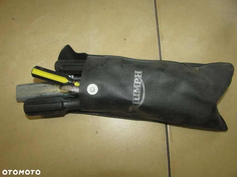 Triumph Tiger 1050 06-12 zestaw narzędzi klucze - 1