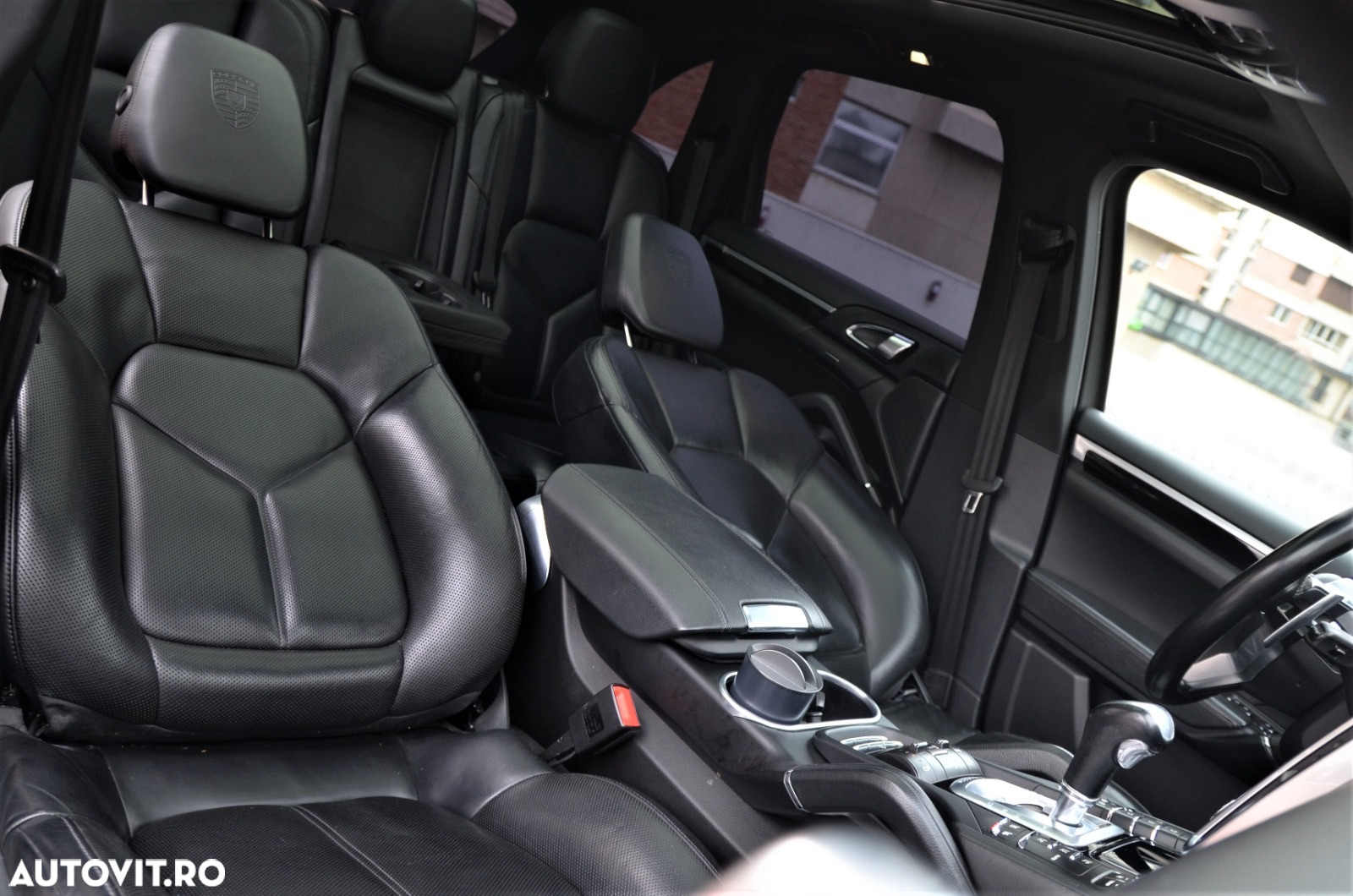Porsche Cayenne 3.0 L - 9