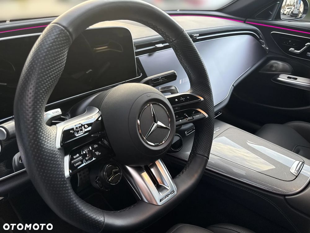 Mercedes-Benz Klasa E AMG 53 PHEV 4Matic+ 9G-Tronic TCT - 13