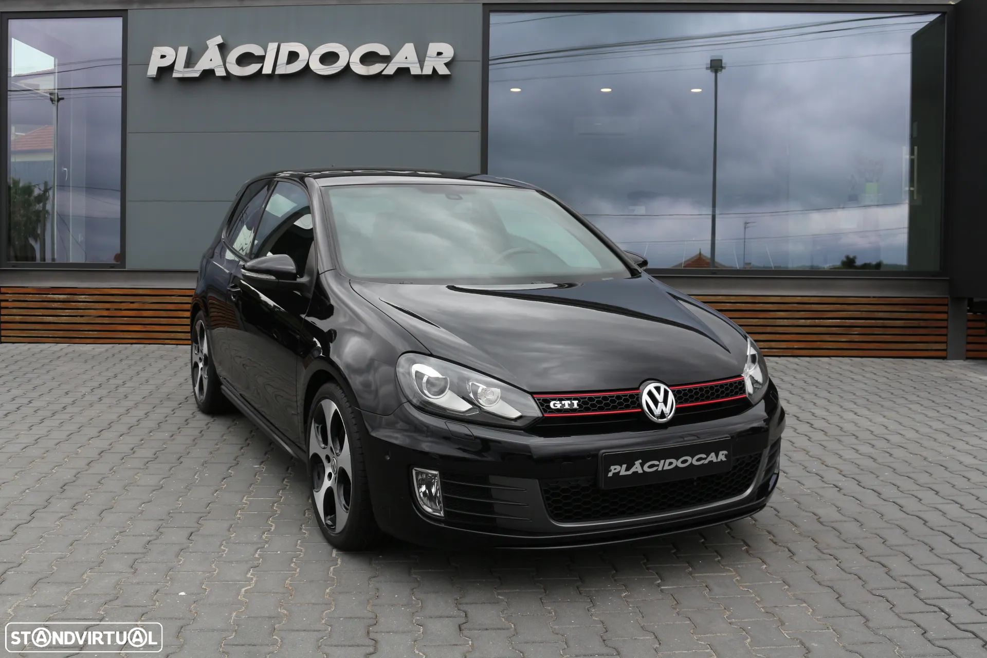 VW Golf 2.0 GTI - 1