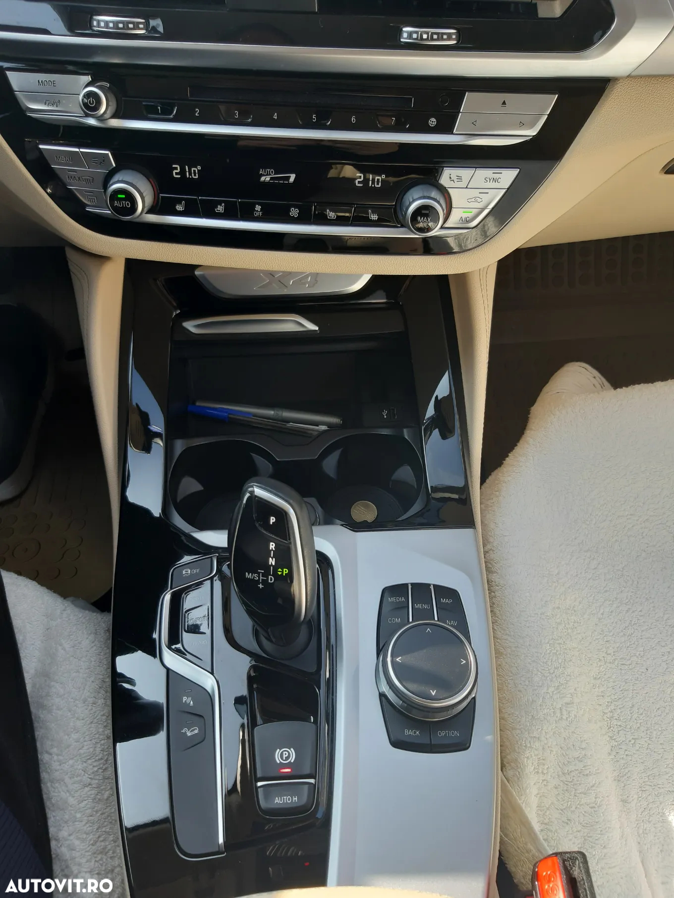 BMW X4 xDrive20d Standard - 24