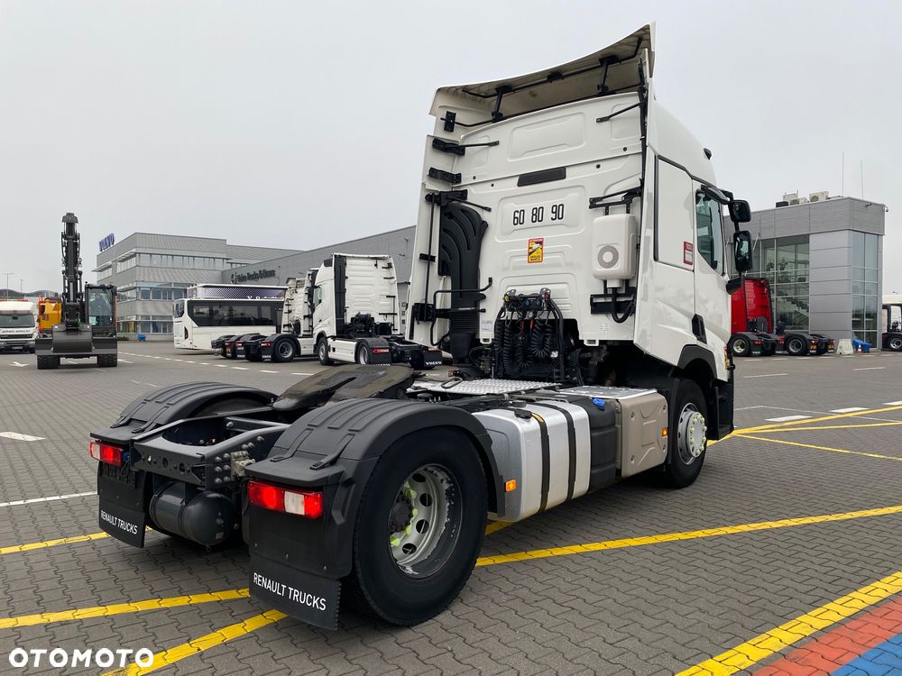 Renault T480 Sleeper Cab - 3