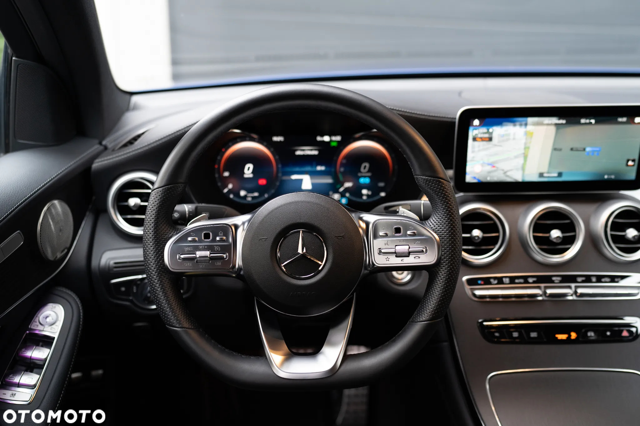 Mercedes-Benz GLC Coupe 300 e 4-Matic Business Edition - 22