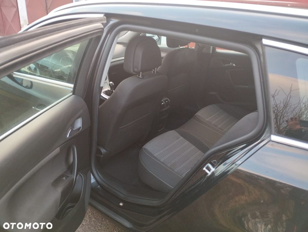 Opel Insignia 2.0 CDTI - 11
