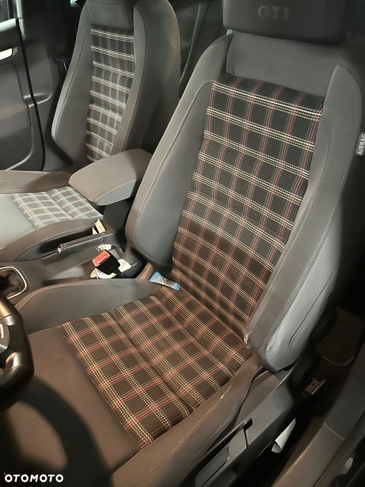 Volkswagen Golf V 2.0 TSI GTI - 10