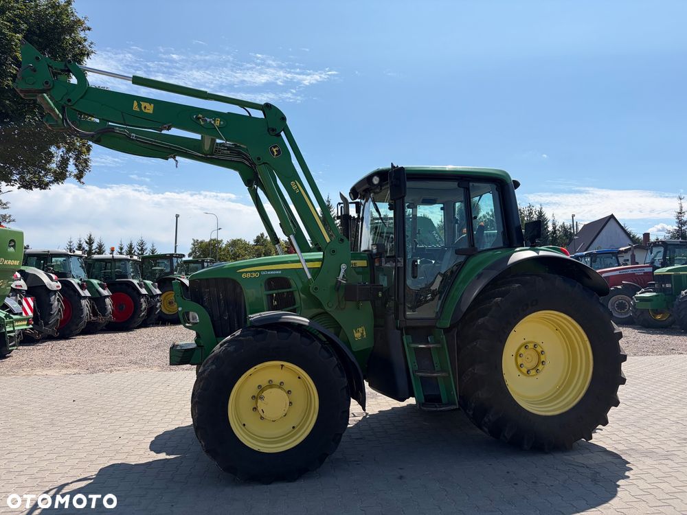 John Deere 6830 - 22