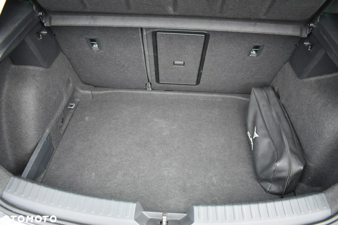 Cupra Leon 2.0 TSI DSG - 8