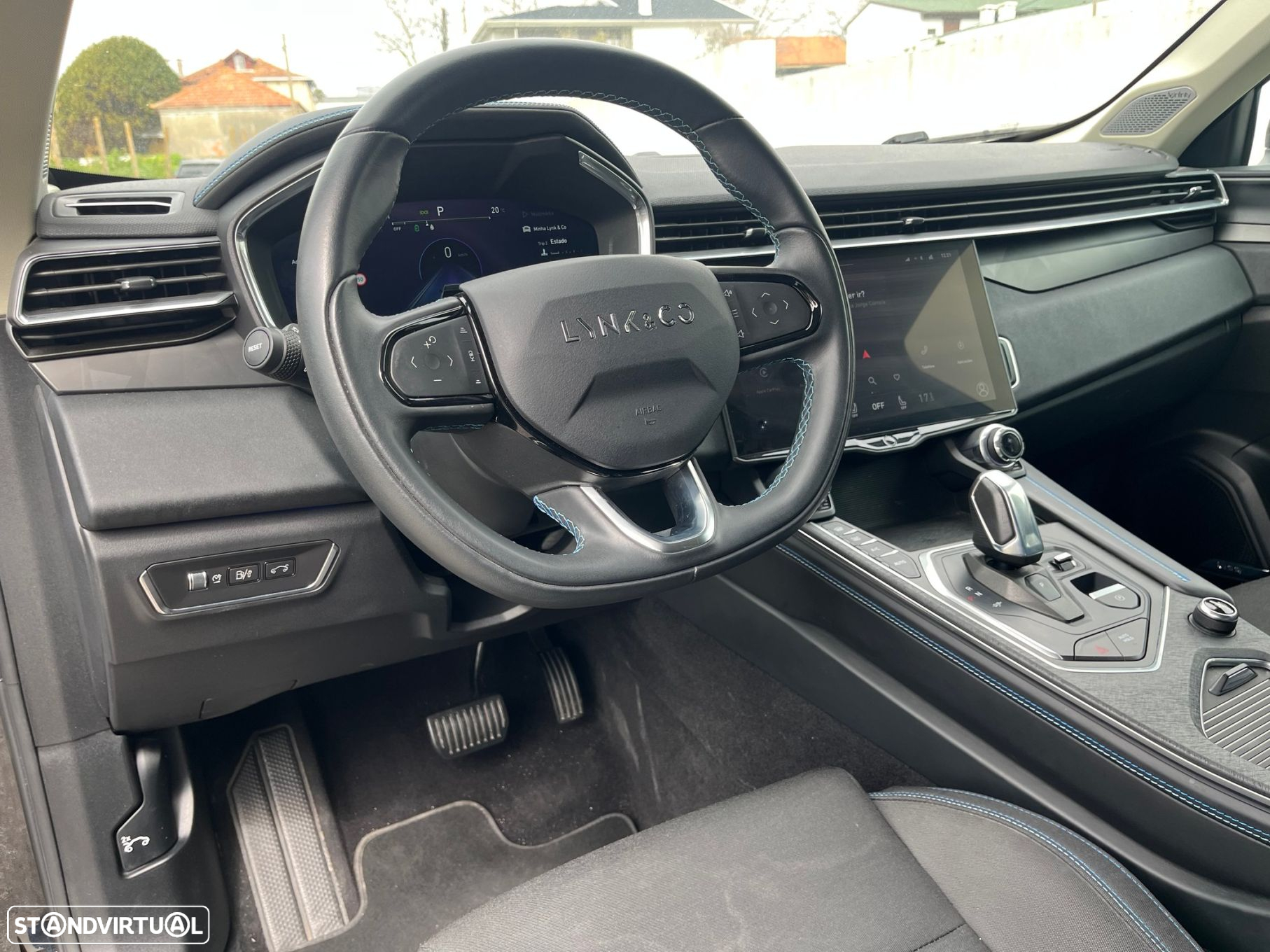 Lynk & Co 01 - 12
