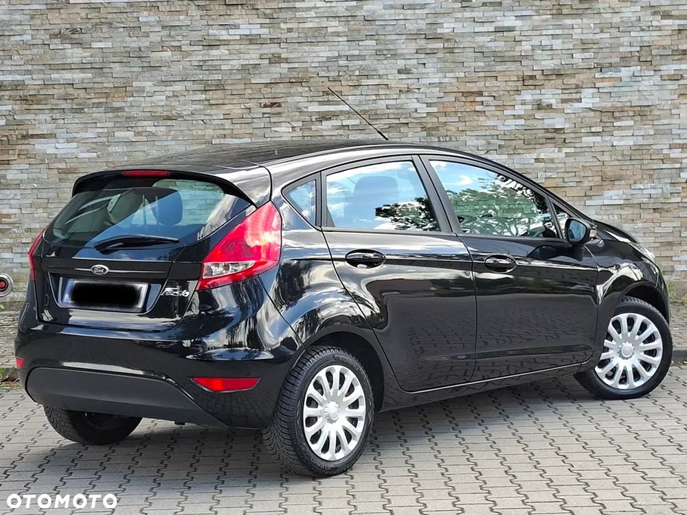 Ford Fiesta 1.25 Champions Edition - 17