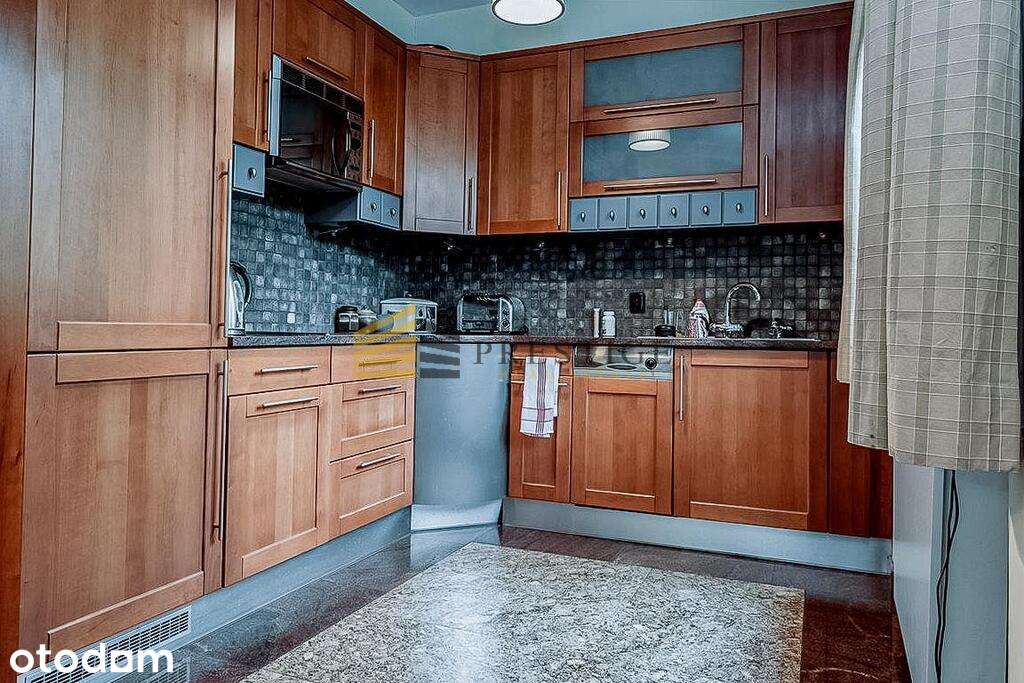 Przestronny apartament w centrum miasta