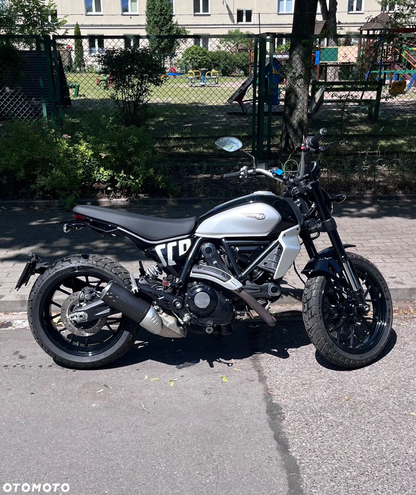 Ducati Scrambler - 1