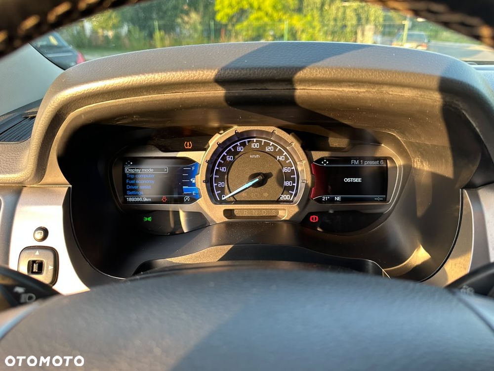 Ford Ranger XLT - 6