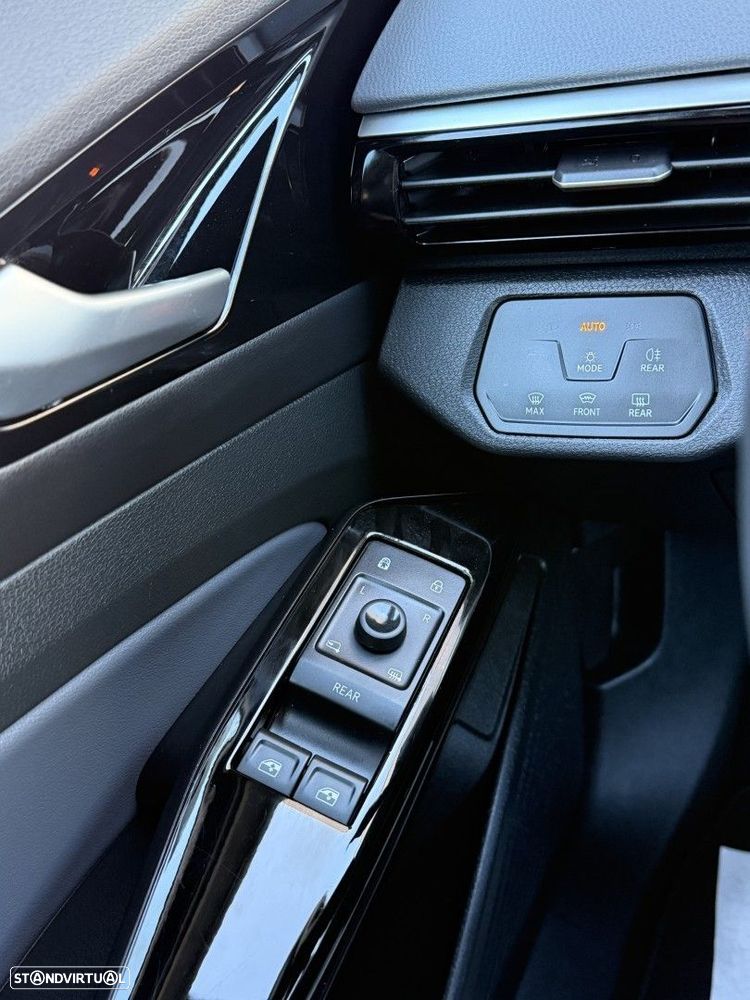 VW ID.4 52 kWh Pure Style - 31