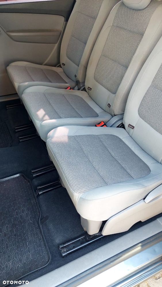 Volkswagen Sharan 2.0 TDI Comfortline - 9